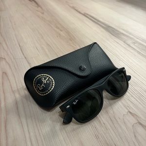 Ray-Ban Sunglasses